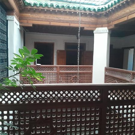 Apartamento Famille Fahym Fez Exterior foto